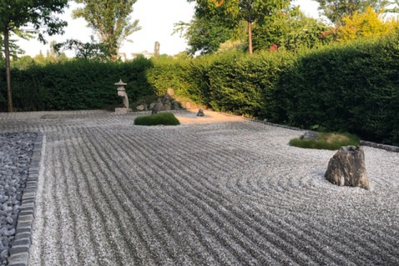 Im Zen-Garten des ZenHauses